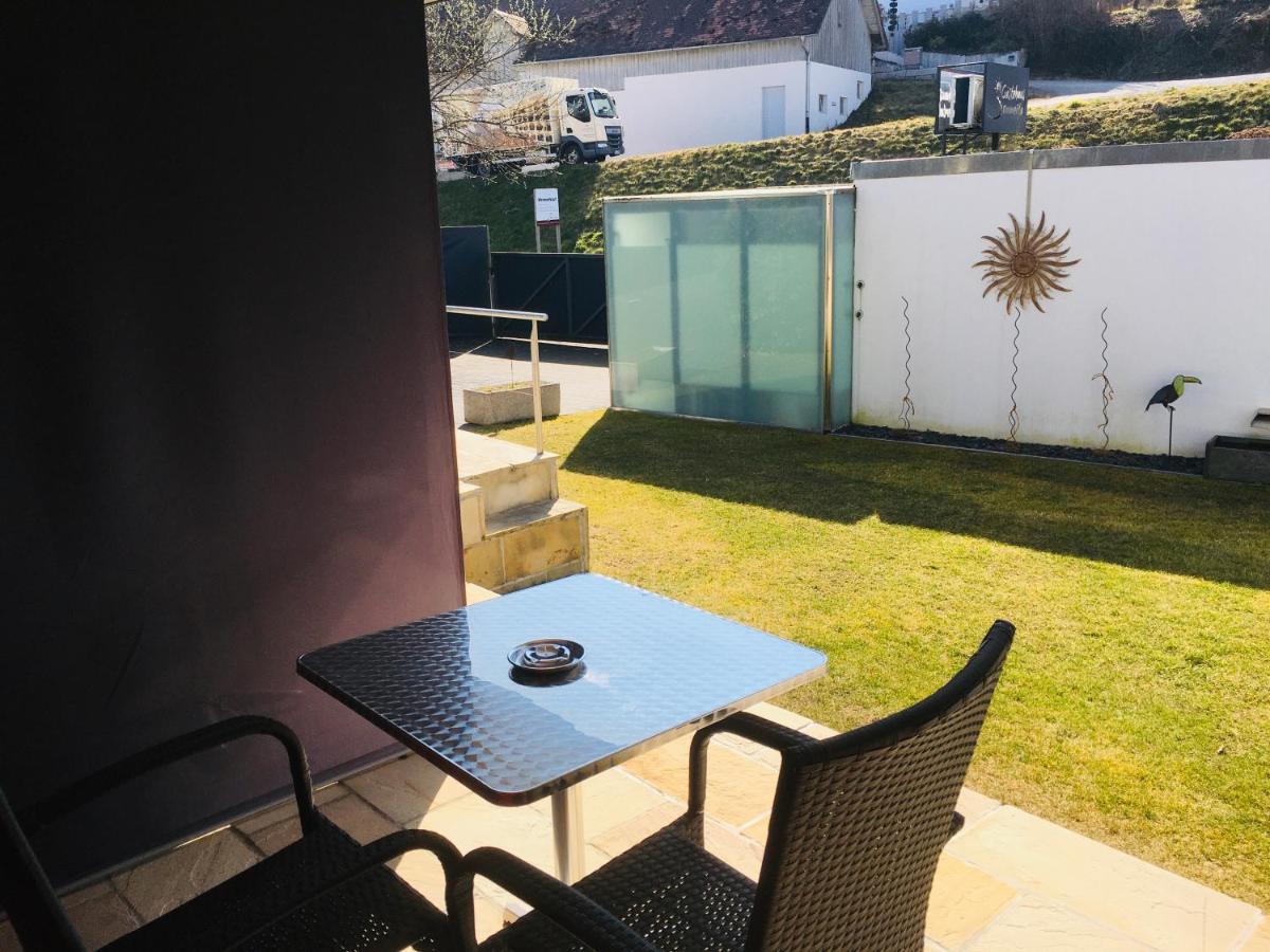 Gaestehaus Sommertal Mit Pool Im Garten, Eigener Parkplatz, 800M Zum Bodensee, 300M Zur Altstadt Meersburg Eksteriør bilde