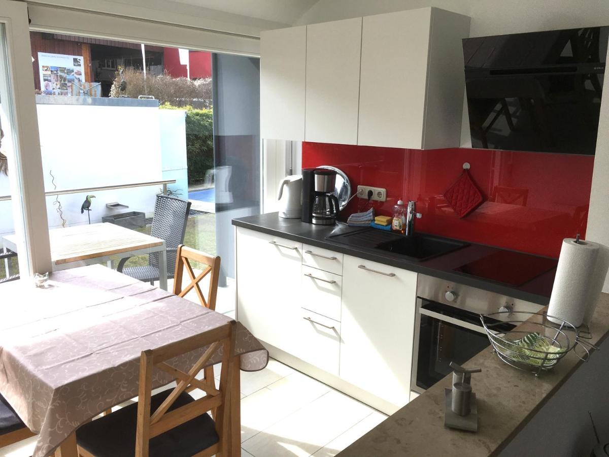 Gaestehaus Sommertal Mit Pool Im Garten, Eigener Parkplatz, 800M Zum Bodensee, 300M Zur Altstadt Meersburg Eksteriør bilde