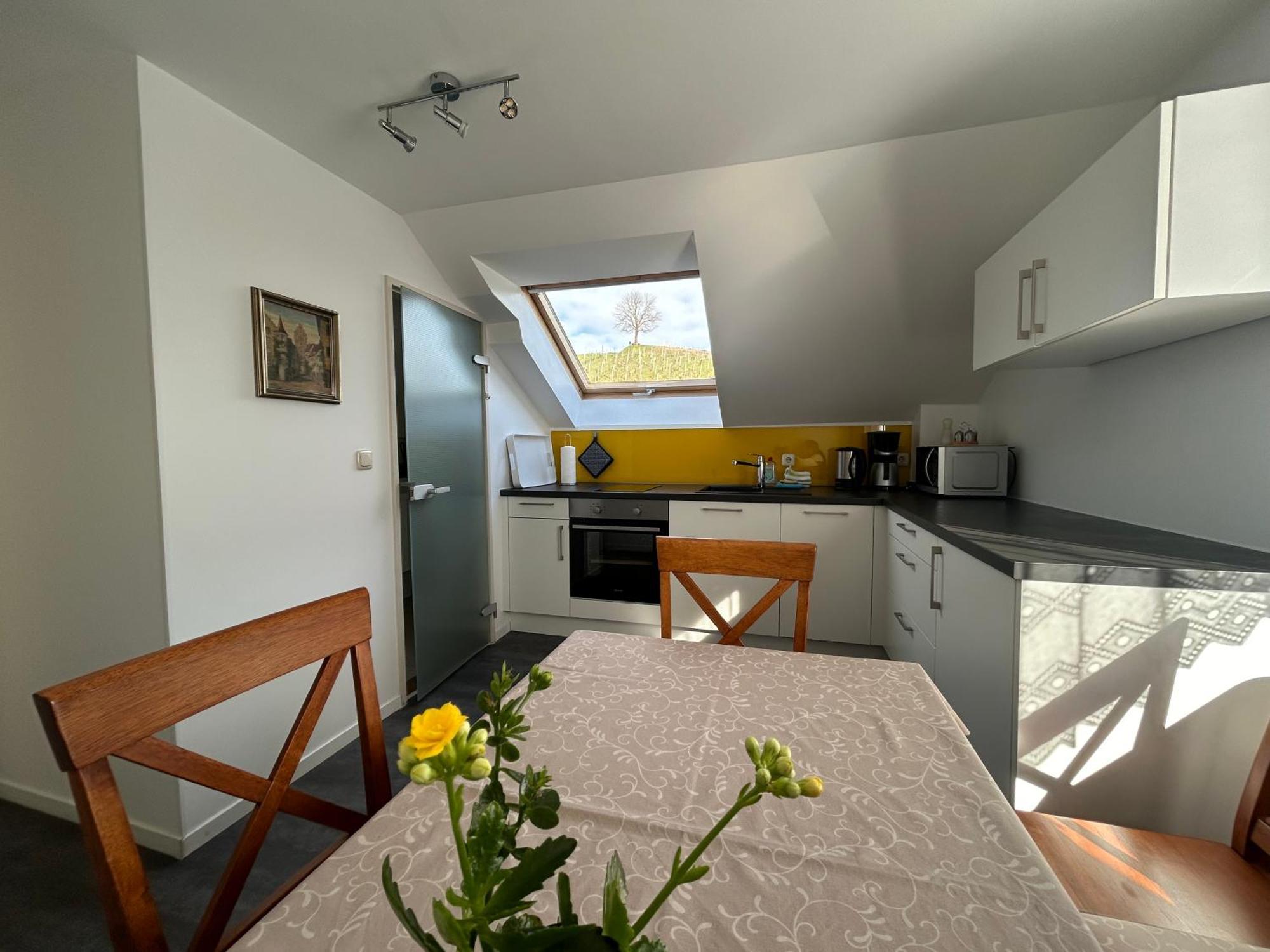 Gaestehaus Sommertal Mit Pool Im Garten, Eigener Parkplatz, 800M Zum Bodensee, 300M Zur Altstadt Meersburg Eksteriør bilde