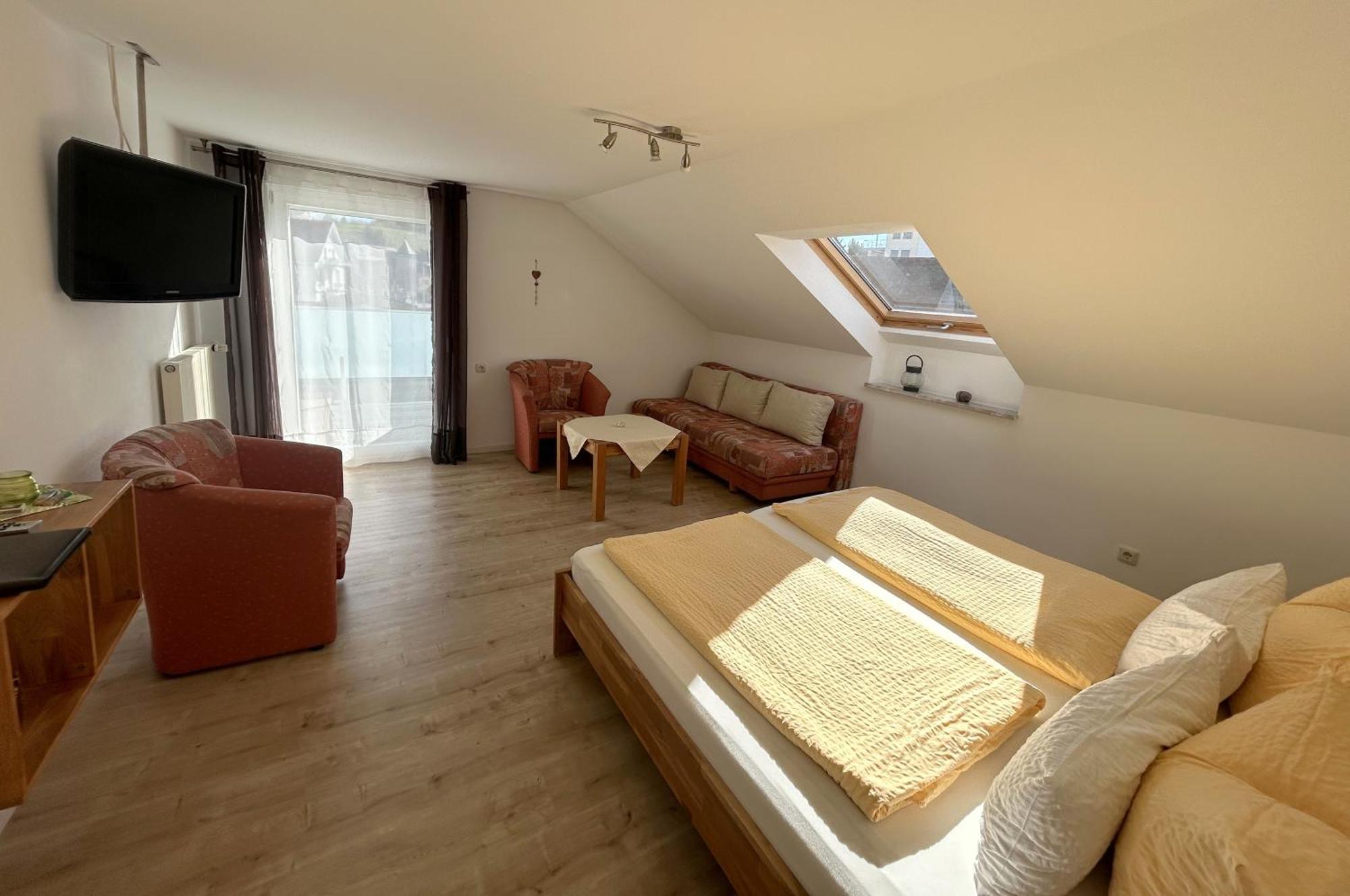 Gaestehaus Sommertal Mit Pool Im Garten, Eigener Parkplatz, 800M Zum Bodensee, 300M Zur Altstadt Meersburg Eksteriør bilde
