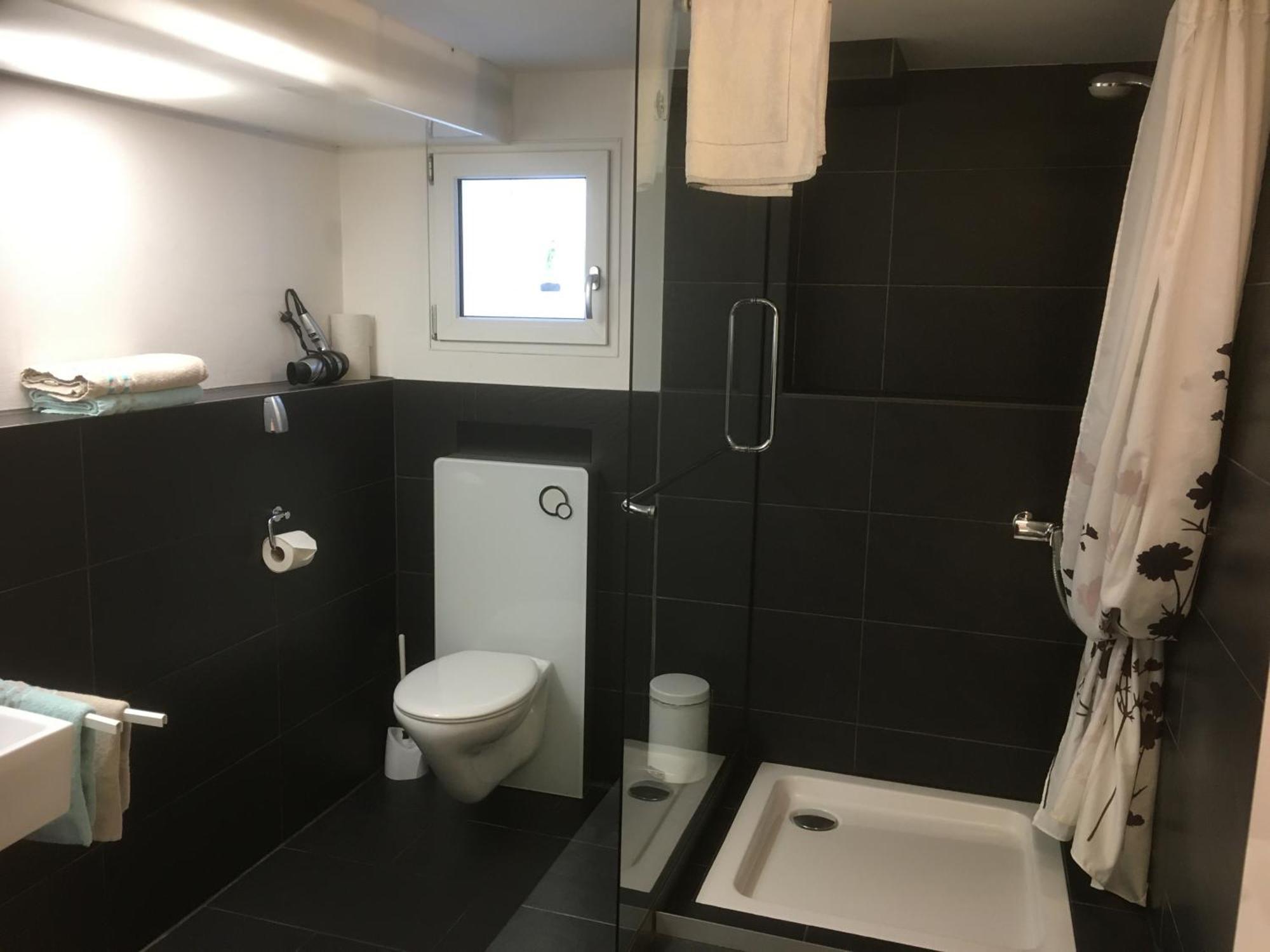 Gaestehaus Sommertal Mit Pool Im Garten, Eigener Parkplatz, 800M Zum Bodensee, 300M Zur Altstadt Meersburg Rom bilde