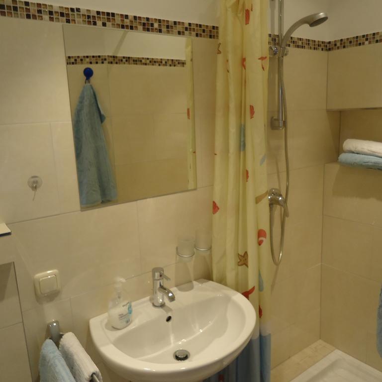 Gaestehaus Sommertal Mit Pool Im Garten, Eigener Parkplatz, 800M Zum Bodensee, 300M Zur Altstadt Meersburg Eksteriør bilde