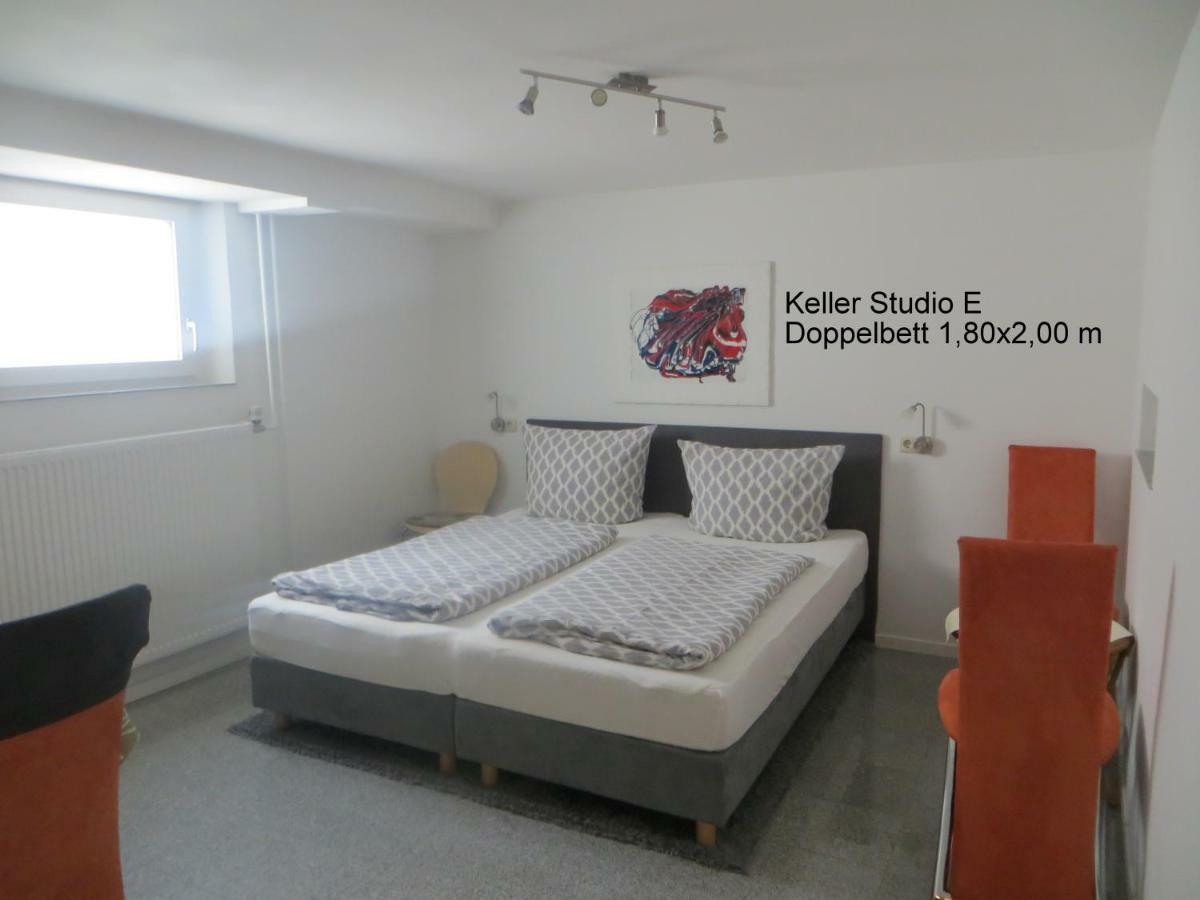 Gaestehaus Sommertal Mit Pool Im Garten, Eigener Parkplatz, 800M Zum Bodensee, 300M Zur Altstadt Meersburg Eksteriør bilde