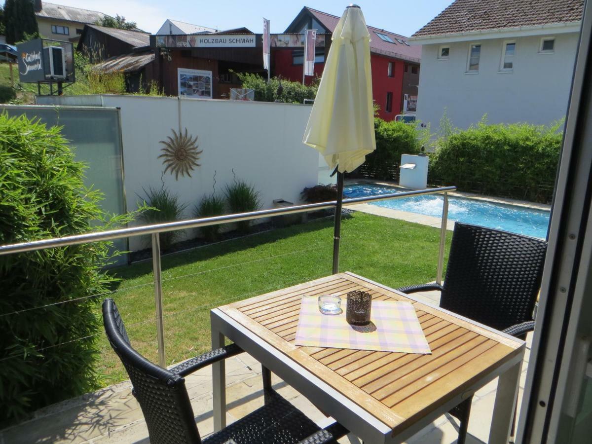 Gaestehaus Sommertal Mit Pool Im Garten, Eigener Parkplatz, 800M Zum Bodensee, 300M Zur Altstadt Meersburg Eksteriør bilde